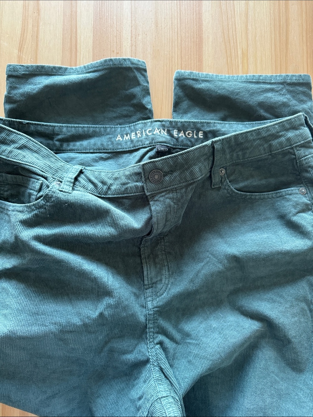 American Eagle Straight Leg Corduroys - Size 16